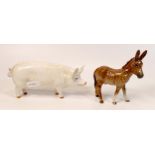 Beswick Ch Wall Queen 40 sow & Donkey Foal 2110(2)