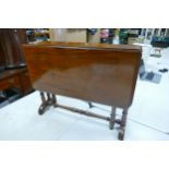 Mahogany Sutherland table. Length 82cm, open width 95cm