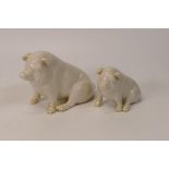 Bellek Potter Novelty Pig Figures, tallest 7.5cm(2)