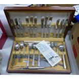 Cased Viners Part Cutlery Set