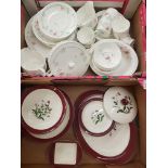 A mixed collection of ceramic items to include Coalport Innocence pattern dinner and tea ware