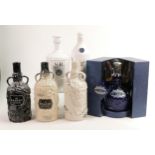 Wade Whisky & Rum themed ceramic decanters including - Kraken, Glenfiddich, boxed Royal Salute