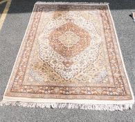 Large tasseled Rug Carpet. 107.5cm x 71.5cm