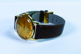 Rare 18ct gold Jaeg Le Coultre Favre- Leuba wristwatch with seconds dial. Number A560687. Dial