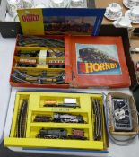 Boxed Hornby - Dublo vintage train sets including train set no 1 , tank goods set 2019