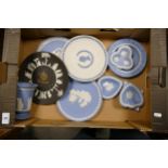 Mixed collection of Wedgwood Jasperware items to include four blue pin dishes, five wall plates