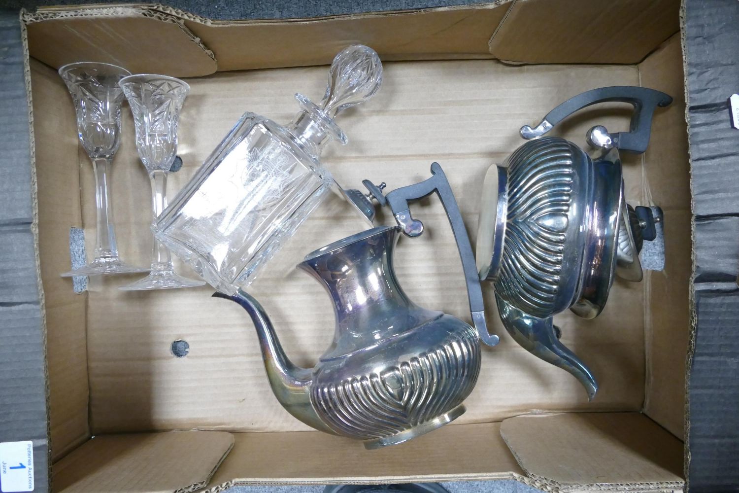 COBRIDGE SALEROOM ST6 3HR - June  11th 2023 Auction of unreserved Items, British Pottery, Furniture & Household Items.