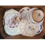 A collection of wall cabinet and cake plates to include spode, paragon etc (1 tray)