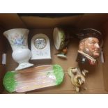 A mixed collection of ceramic items to include Aynsley vase and mantel clock, Royal Doulton 2nds