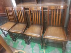 Set of 4 early 20th century dining chairs with turned front supports