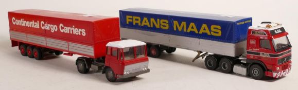 Vintage Lion Toys model toy lorries & trailers (2)