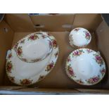 Royal Albert Old country rose patterned dinner ware to include 1 large oval platter, 1 open veg