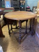 Oak gateleg drop leaf extendable dining table 73cm H (118cm When extended)