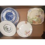 A collection of decorative wall plates, including Wedgwood and Royal commemorative items etc (1