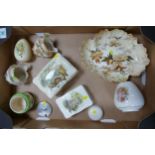 A collection of Crown Devon to include Nankin bowl and pot, Welford on Avon trinklet box, Royal