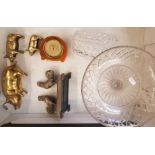 A mixed collection of items to include graduated set of 3 brass pig figures, Art Deco thermometer,