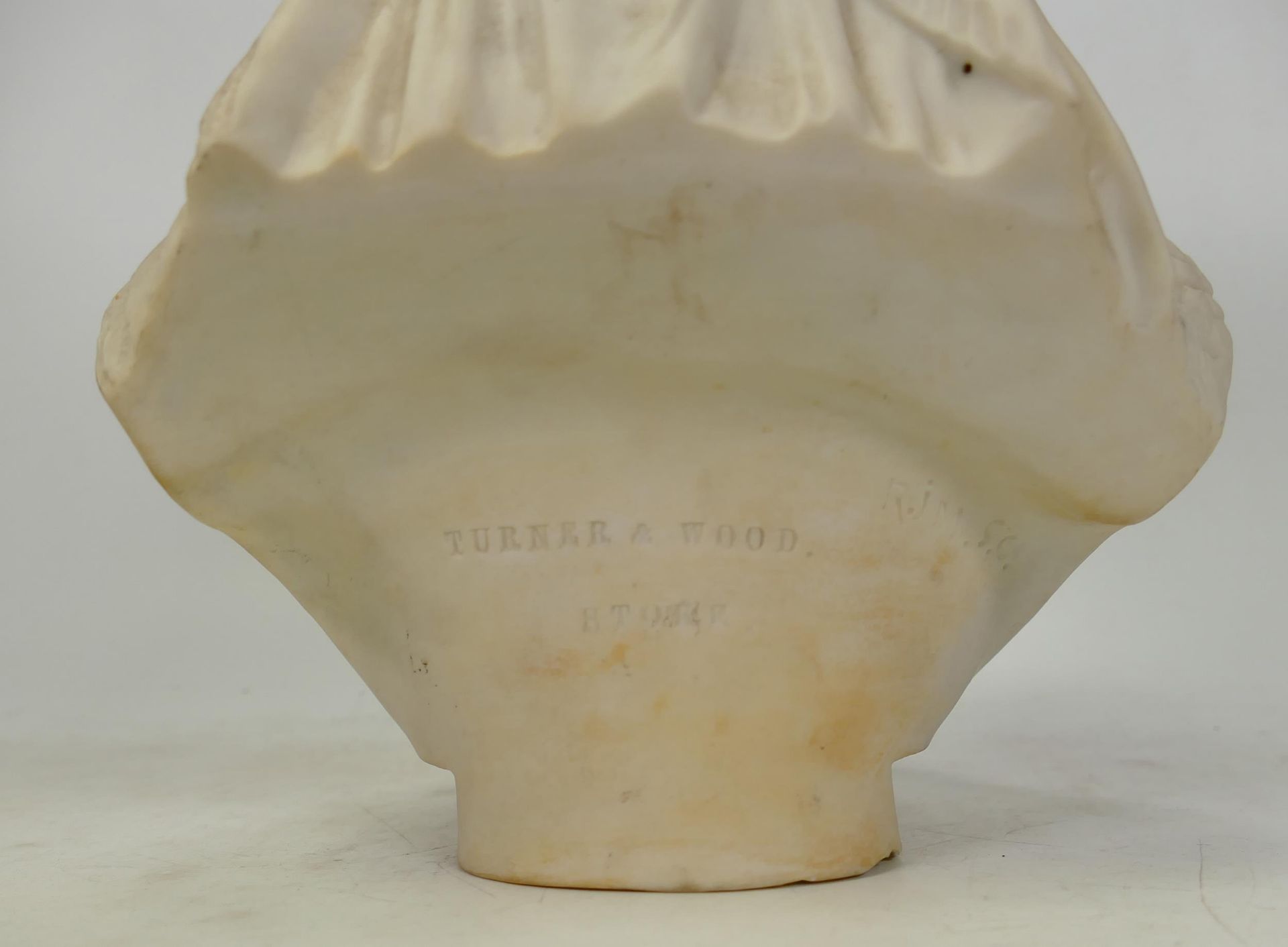 Turner & Wood Parian Bust of Queen Victoria, damaged crown, height 24cm - Image 4 of 4