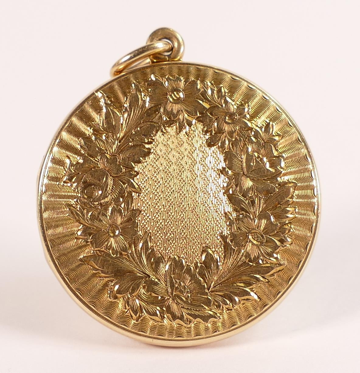 14ct large gold locket, marked 14 and tested as 14ct gold. Engraved with fancy monogram to - Image 3 of 3