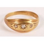 18ct gold and 3 stone diamond ladies gypsy set ring, size Q/P, weight 2.14g.