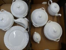 A collection of Wedgwood serving ware to include 4 lidded tureens, gravy boat, 5 large plates etc (2