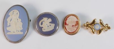 9ct gold mounted cameo brooch, together with two hallmarked silver mounted Wedgwood brooches (