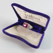 10k white gold gentleman's ring set with red stone, size T, 6g.