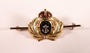 15ct gold sweetheart type RNR (Royal Naval Reserve) badge / pin, with enamelled decoration. Gross