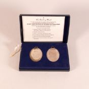 A boxed pair of oval silver Ingots for the Queens Silver jubilee 1977, 85.5g.