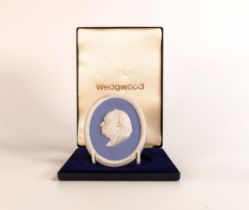 Wedgwood blue Jasperware medallion depicting Dr. Samuel Johnson made in 1959. dia 11cm