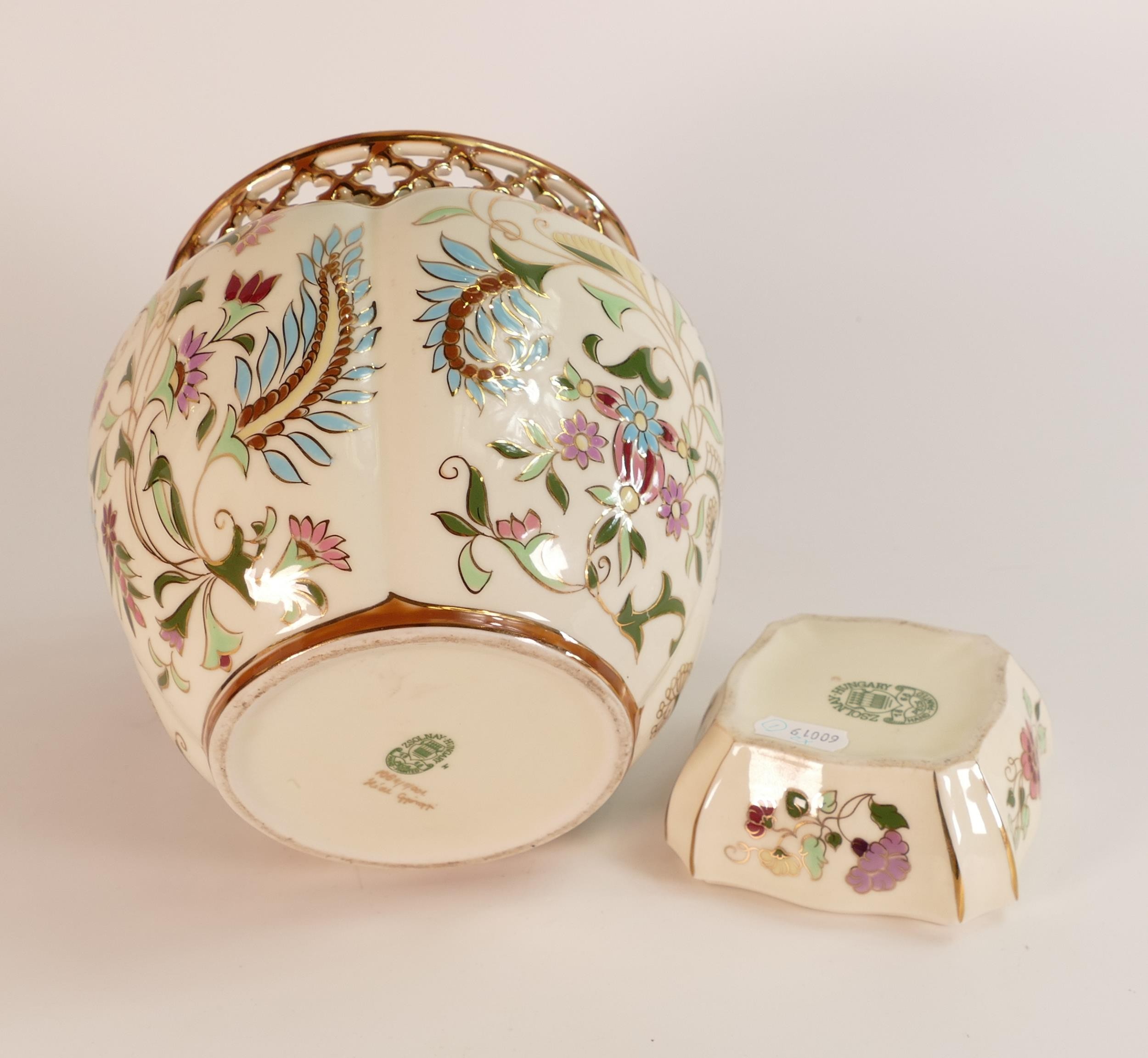 Zsolnay Pecs jardinière with pierced top edge, gilded & decorated with multicoloured flowers, h.17cm - Bild 3 aus 3