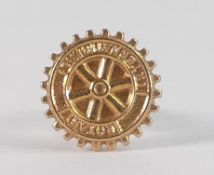 9ct gold Rotary International pin, 1.5cm wide, 3.2g.