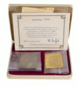 22ct solid hallmarked gold stamp & sterling silver similar stamp issued for the Royal Silver Wedding
