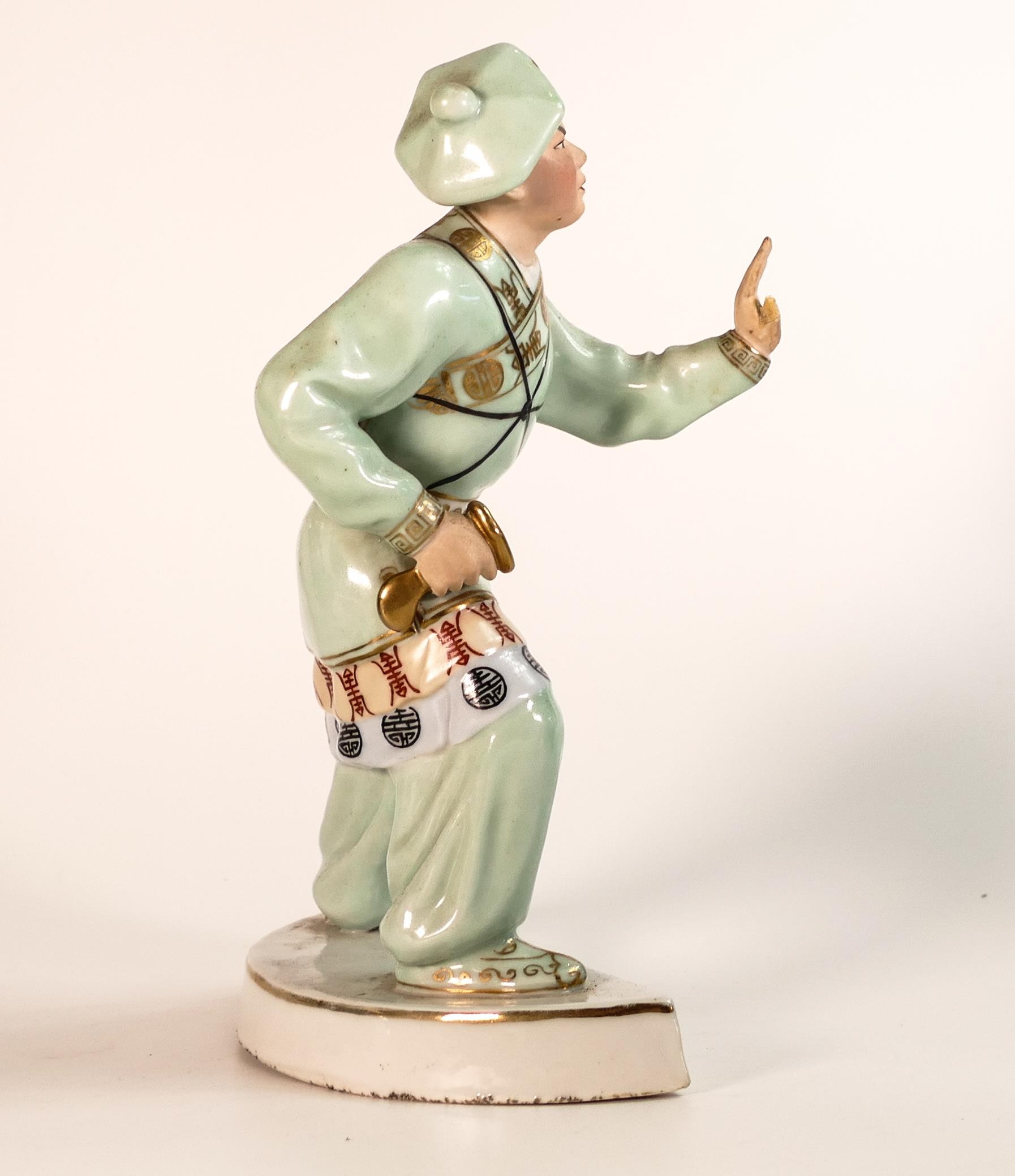 Porcelain figure of Chinese martial arts teacher, h.23.5cm, missing sword, a.f. - Bild 2 aus 5