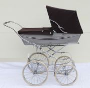 Beautiful condition full sized Silver Cross childs Pram with matching Morland canopy