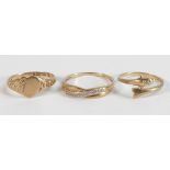 Three 9ct gold rings, 3.4g.