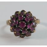 14k gold and red stone cluster ring (1 stone missing), size Q, weight 3.36g.