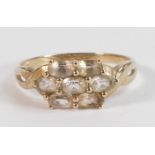 9ct gold ring set with five clear white stones, size Z, 3.1g.