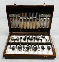 Oak Cased Cutlery Set