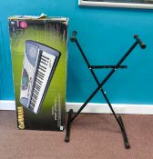 Boxed Yamaha PSR20 Electronic Keyboard & Stand