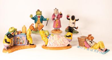 A Collection Of Figures From The Wind In The Willows Comprising Tableau Persuading Ratty WW4,