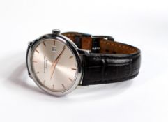 Raymond Weil gentleman's stainless steel date wristwatch with leather bracelet, good condition but