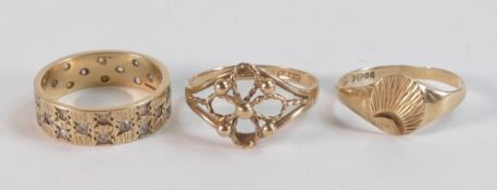 3 x hallmarked 9ct gold rings - Signet ring size M, pierced ring P & eternity gem set band M,