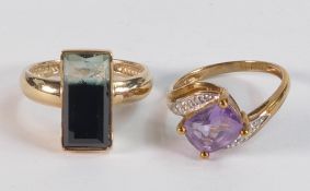 9ct gold amethyst & white stone ring size P, together with 9ct beryl / tourmaline or similar ring