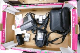 A collection of vintage cameras to include Canon Ixus II, Polaroid 636, Canon Prima Super 130 &