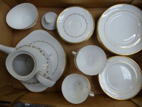 Royal Doulton Covington patterned Dinner ware items to include Teapot, cake plate, sugar bowl, 5 tea