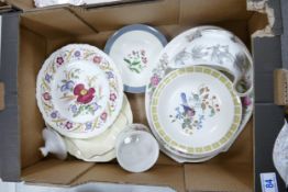 A mixed collection of items to include Wedgwood floral decorated bowls, Wedgwood platter, Wedgwood