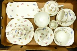 New Chelsea Staffs china tea ware to include cake plate, sandwich tray, 2 x small teapots, 3 cups, 5