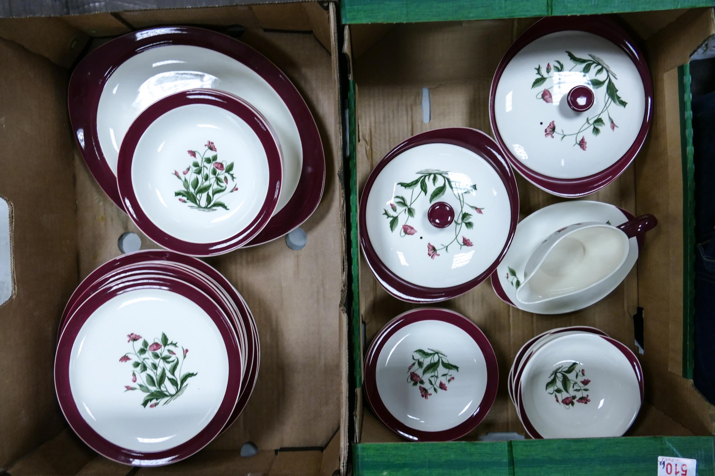 A mixed collection of Wedgwood Mayfield Pattern Dinnerware(2 trays)