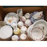 Mixed collection of Shelley to include 6 tea pot stands, 7 side plates, cereal bowl, 3 soup bowls