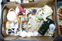 A mixed collection of items to include Royal Doulton welcome home and to good to be home figures,